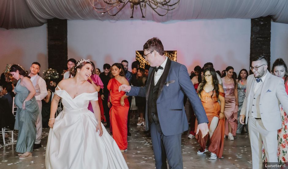 La boda de Luis y Valeria en Salamanca, Guanajuato