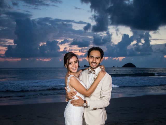 La boda de Carlos y Yuli en Ixtapa Zihuatanejo, Guerrero 37