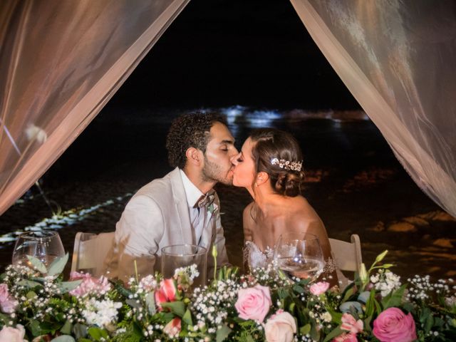 La boda de Carlos y Yuli en Ixtapa Zihuatanejo, Guerrero 43