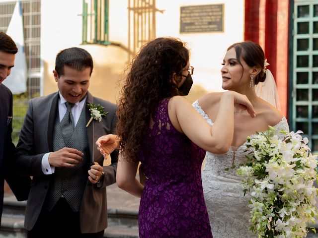 La boda de Javier y Miriam en Querétaro, Querétaro 229