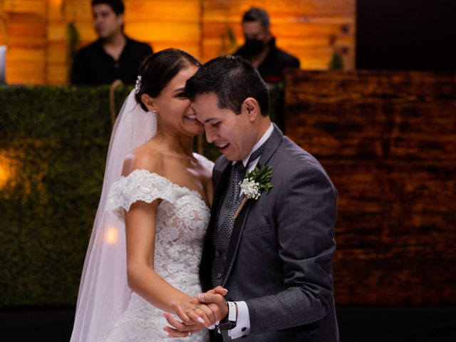 La boda de Javier y Miriam en Querétaro, Querétaro 322