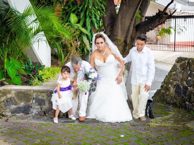 La boda de Raul y Berenice en Temixco, Morelos 44