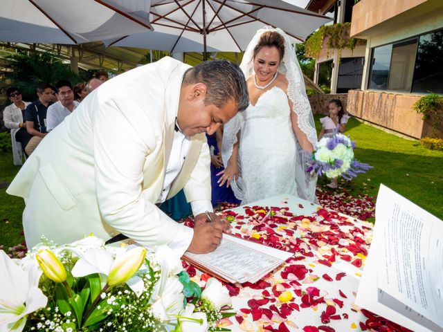 La boda de Raul y Berenice en Temixco, Morelos 79