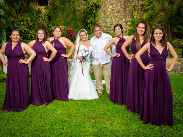 La boda de Raul y Berenice en Temixco, Morelos 32