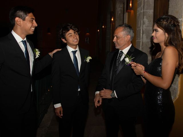 La boda de Gonzalo y Solia en Miguel Hidalgo, Ciudad de México 12