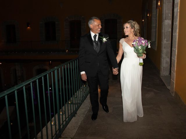 La boda de Gonzalo y Solia en Miguel Hidalgo, Ciudad de México 37