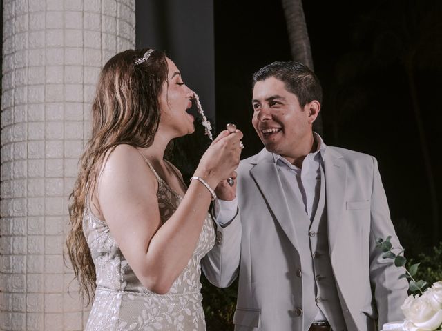 La boda de Roberto y Fernanda en Acapulco, Guerrero 33