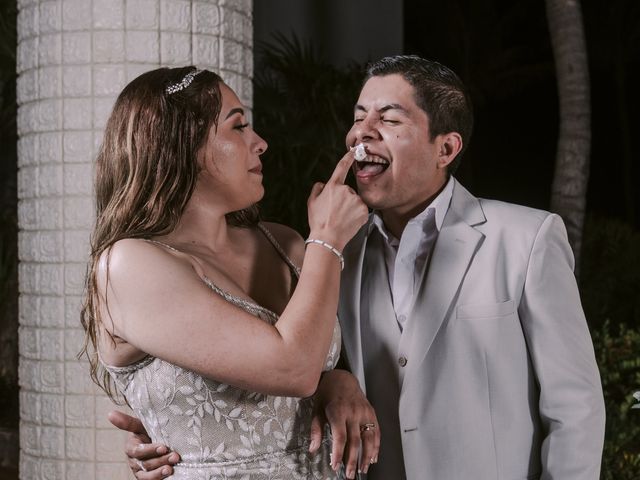 La boda de Roberto y Fernanda en Acapulco, Guerrero 35