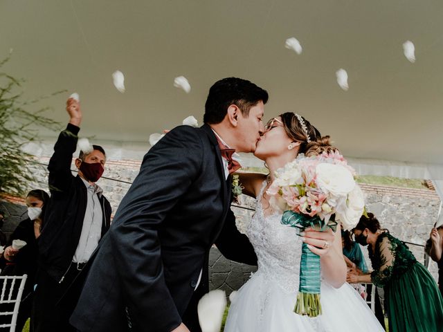 La boda de Álex y Leslie en Huixquilucan, Estado México 33