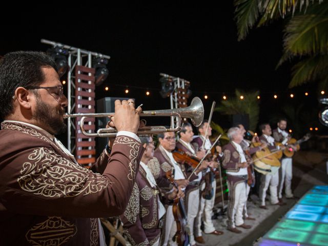 La boda de Edmond y Amelia en Ixtapa Zihuatanejo, Guerrero 40
