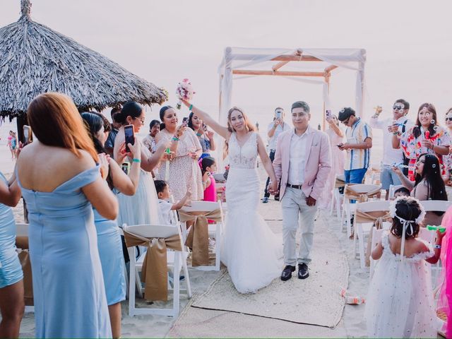 La boda de Mónica  y Juan  en Ixtapa Zihuatanejo, Guerrero 5