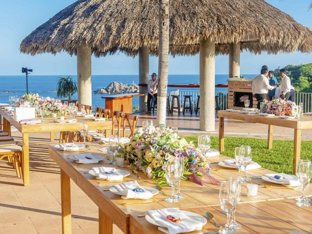 La boda de Henry y Rosy en Huatulco, Oaxaca 12