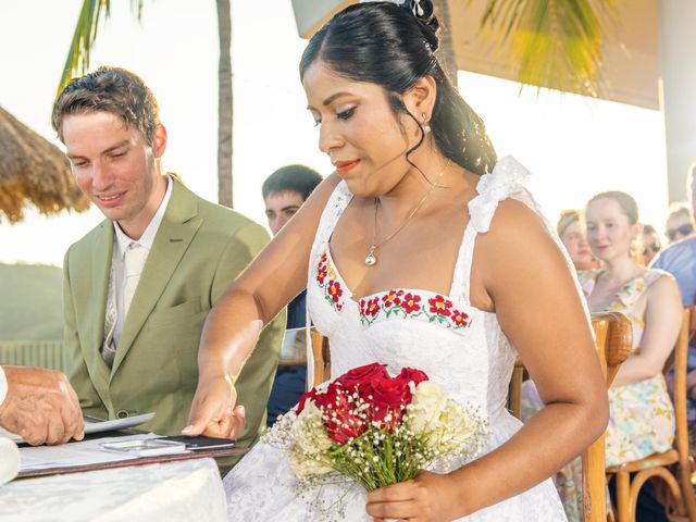 La boda de Henry y Rosy en Huatulco, Oaxaca 16