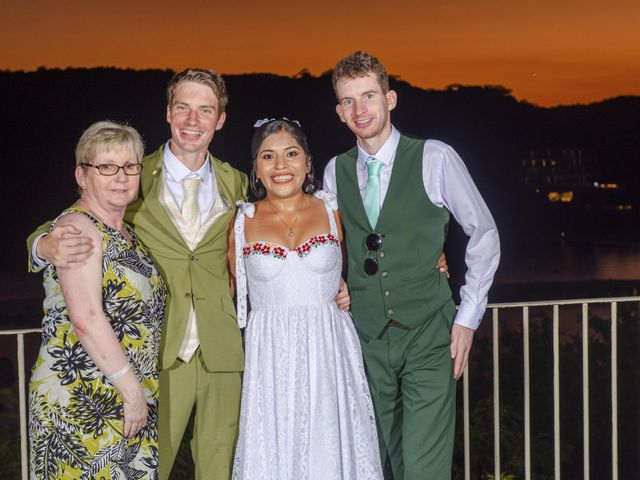 La boda de Henry y Rosy en Huatulco, Oaxaca 39