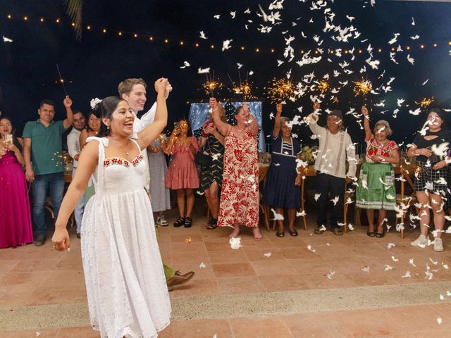 La boda de Henry y Rosy en Huatulco, Oaxaca 48