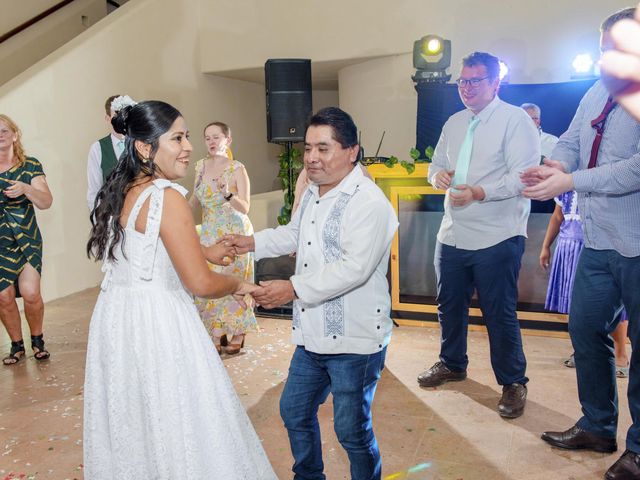 La boda de Henry y Rosy en Huatulco, Oaxaca 51