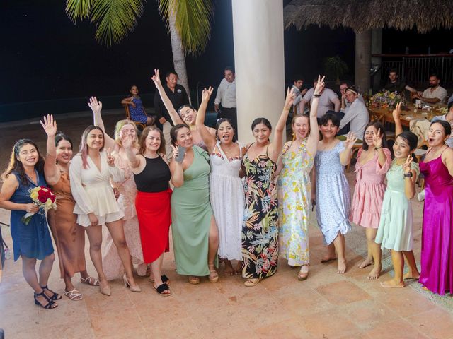La boda de Henry y Rosy en Huatulco, Oaxaca 59