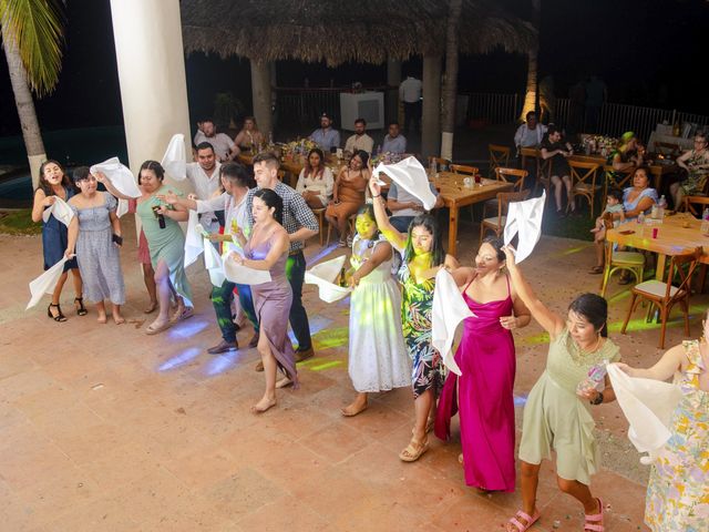 La boda de Henry y Rosy en Huatulco, Oaxaca 64