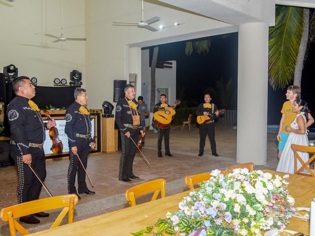 La boda de Henry y Rosy en Huatulco, Oaxaca 66