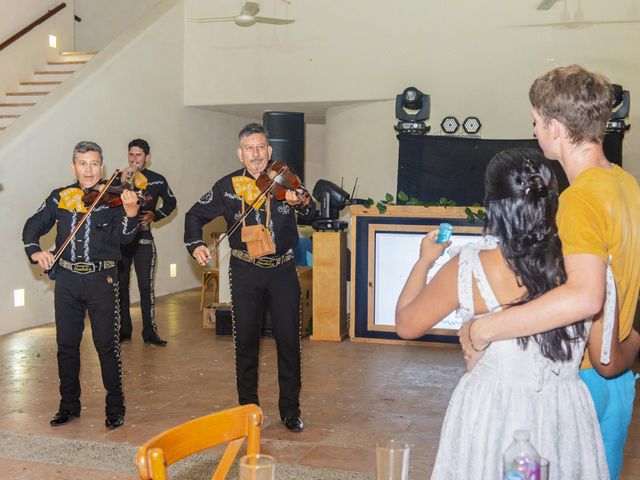 La boda de Henry y Rosy en Huatulco, Oaxaca 67
