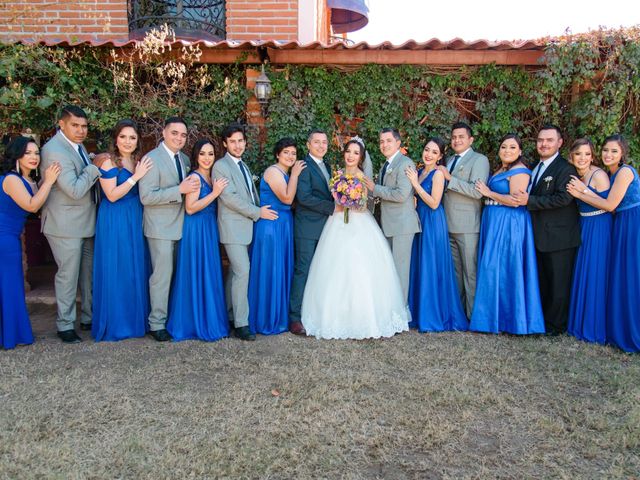 La boda de Luis y Llanet en Hermosillo, Sonora 43