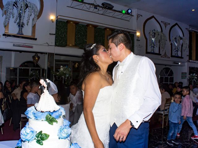 La boda de Benjamin y Angélica en Iztapalapa, Ciudad de México 90