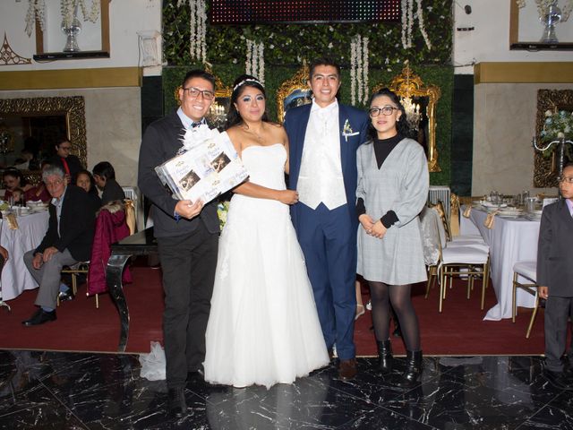 La boda de Benjamin y Angélica en Iztapalapa, Ciudad de México 168