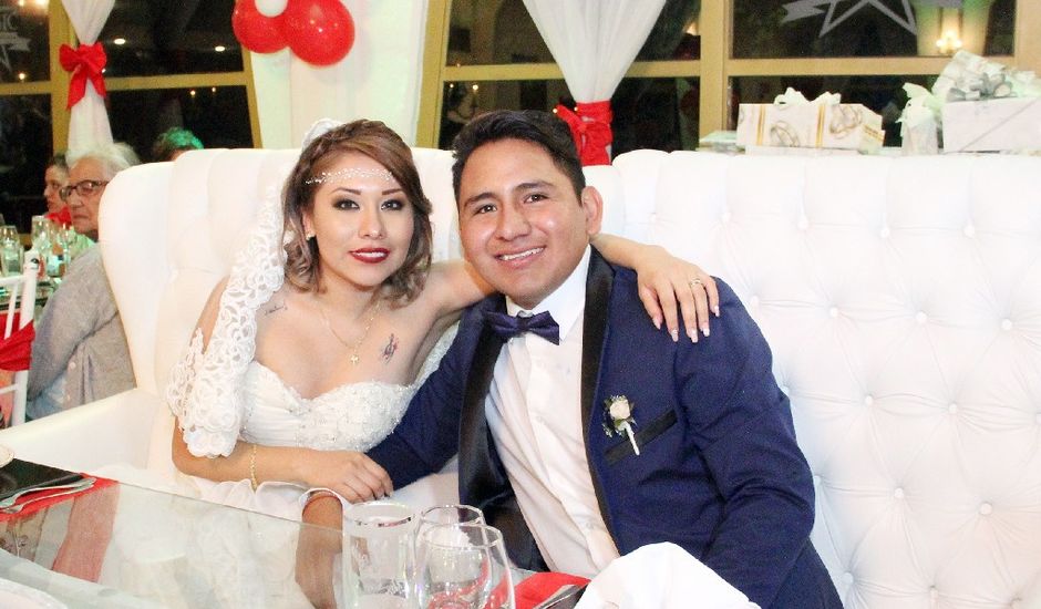 La boda de Alejandro y Marisol en Gustavo A. Madero, Ciudad de México