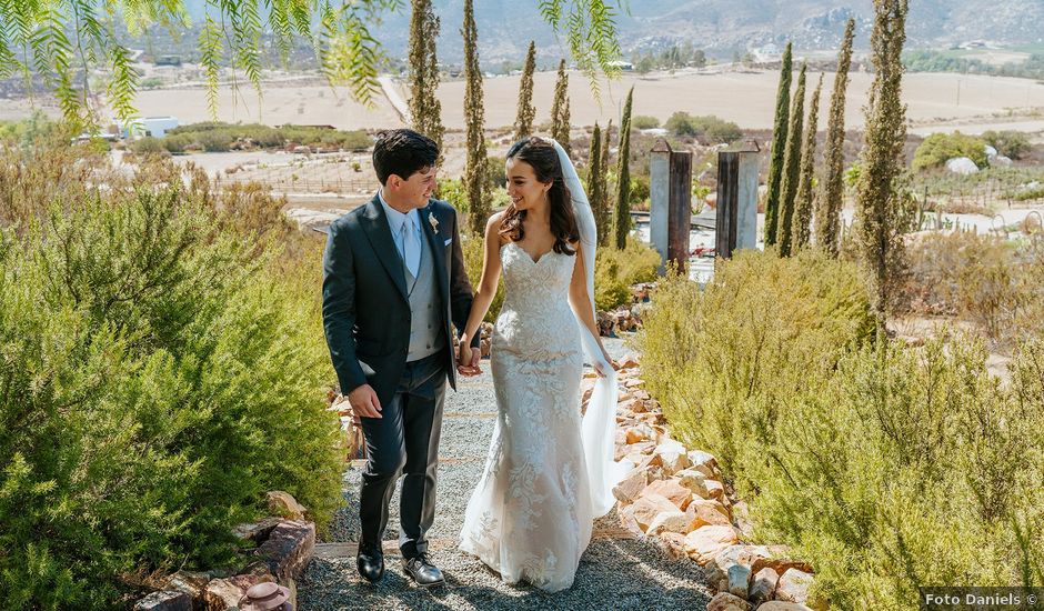 La boda de Verónica y Juan Pablo en Ensenada, Baja California
