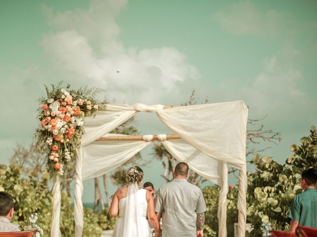 La boda de Edgar y Iza en Playa del Carmen, Quintana Roo 6