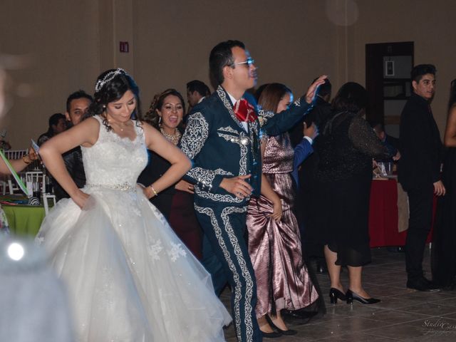 La boda de Juan Carlos  y Sandra Isaid  en Celaya, Guanajuato 11