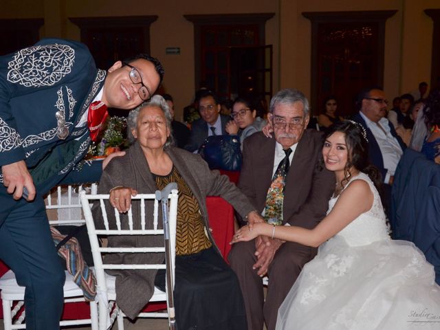 La boda de Juan Carlos  y Sandra Isaid  en Celaya, Guanajuato 58