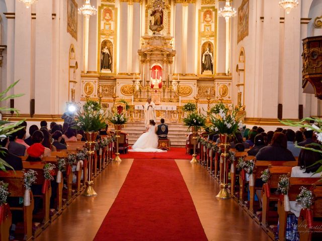 La boda de Juan Carlos  y Sandra Isaid  en Celaya, Guanajuato 115