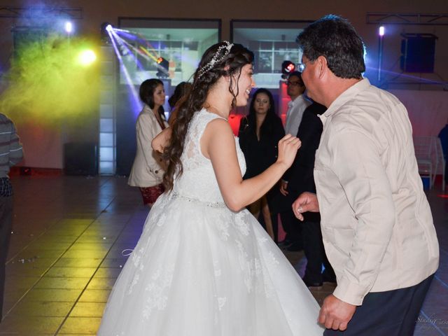 La boda de Juan Carlos  y Sandra Isaid  en Celaya, Guanajuato 131