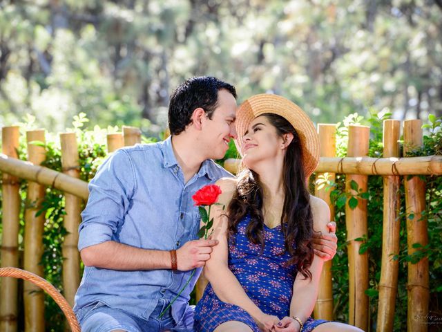 La boda de Juan Carlos  y Sandra Isaid  en Celaya, Guanajuato 163