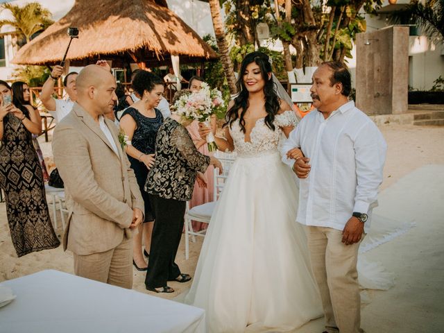 La boda de Eduardo  y Gladis  en Cozumel, Quintana Roo 8