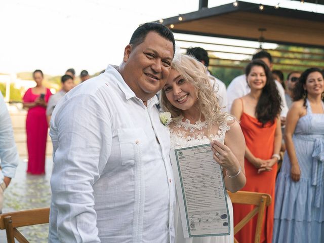 La boda de Eddie y Yunicet en Huatulco, Oaxaca 28