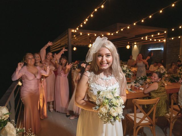 La boda de Eddie y Yunicet en Huatulco, Oaxaca 37