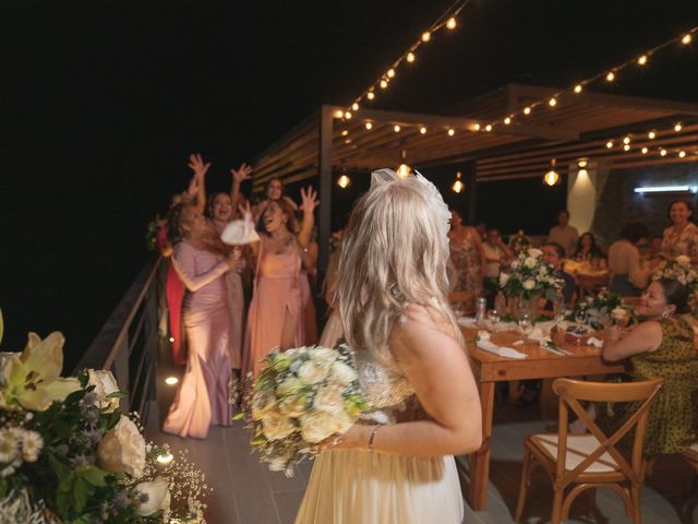 La boda de Eddie y Yunicet en Huatulco, Oaxaca 40