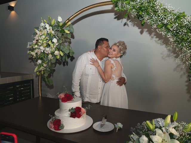 La boda de Eddie y Yunicet en Huatulco, Oaxaca 43