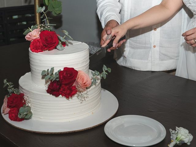 La boda de Eddie y Yunicet en Huatulco, Oaxaca 44