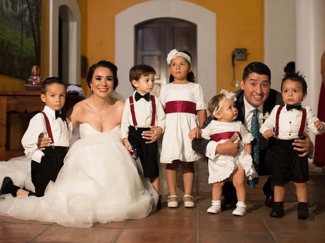 La boda de Rodolfo  y Gloria en Colima, Colima 24