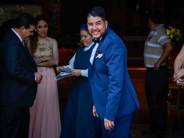 La boda de Emmanuel y Isela en Guadalajara, Jalisco 40