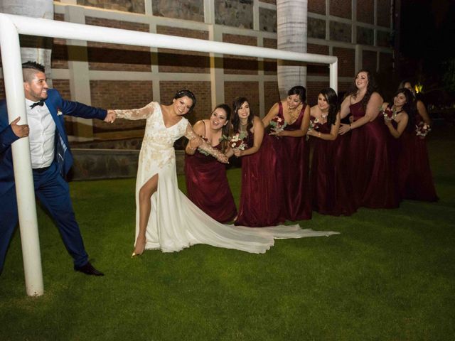 La boda de Emmanuel y Isela en Guadalajara, Jalisco 84