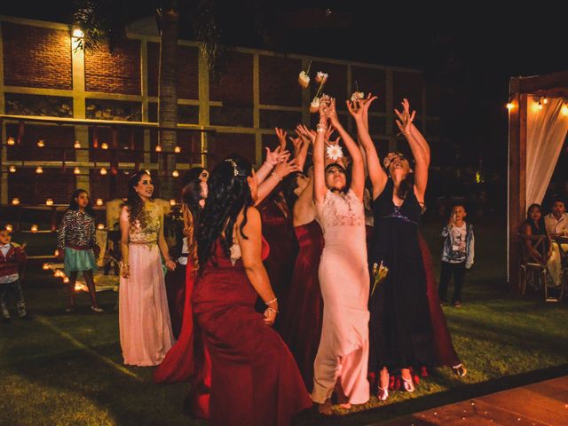 La boda de Emmanuel y Isela en Guadalajara, Jalisco 103