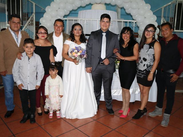 La boda de Marco Antonio y Betzabeth en Tláhuac, Ciudad de México 2