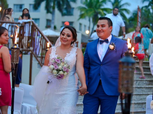 La boda de Moisés y Angélica en Ixtapa Zihuatanejo, Guerrero 16