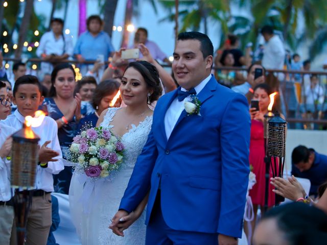 La boda de Moisés y Angélica en Ixtapa Zihuatanejo, Guerrero 17