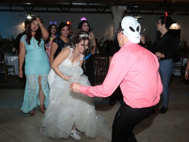 La boda de Virgilio y Reyna en Chihuahua, Chihuahua 33
