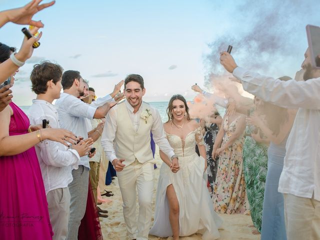 La boda de Luis  y Daniela en Puerto Morelos, Quintana Roo 1